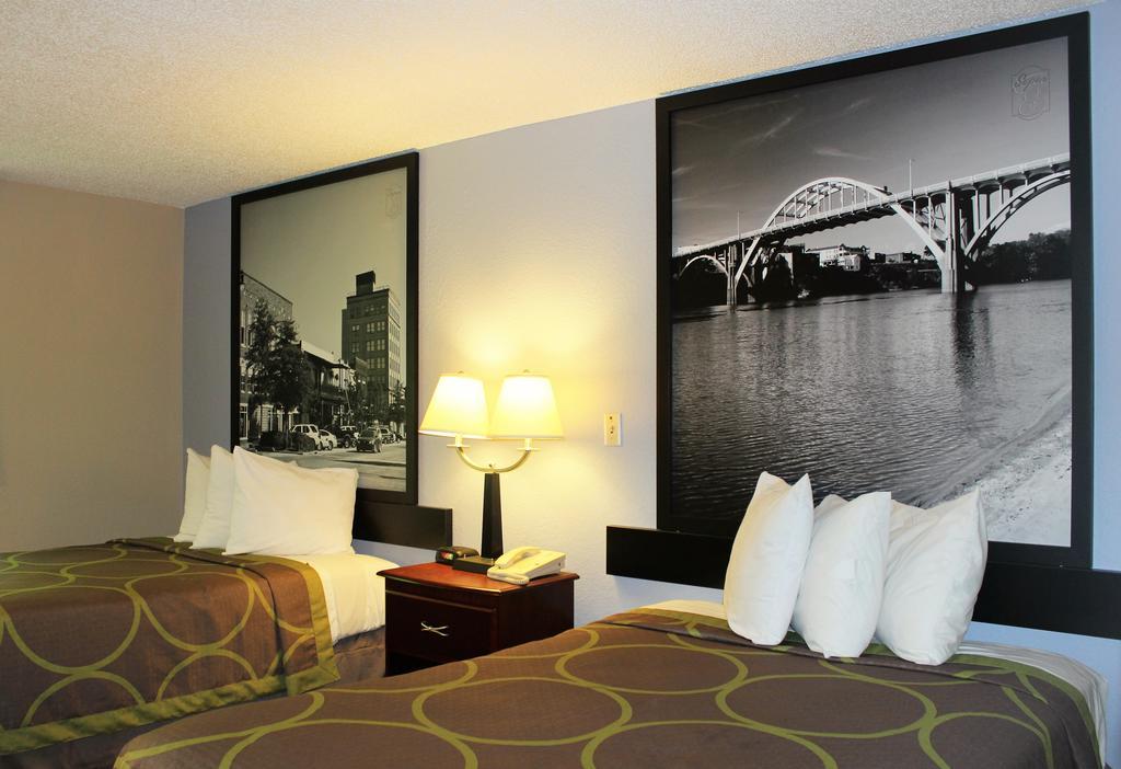 Hotel Super 8 By Wyndham Tuscaloosa Exterior foto